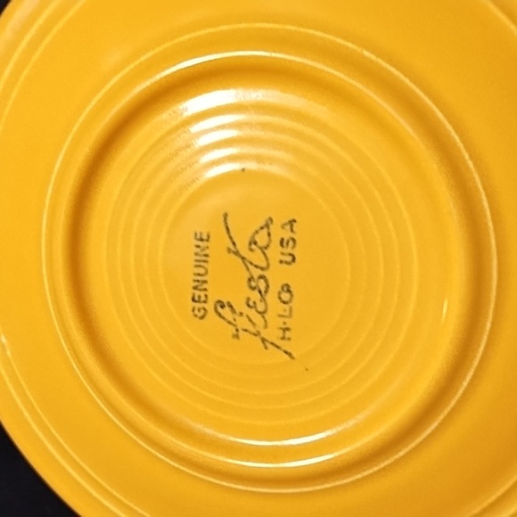 Fiestaware bread and butter plate in yellow (older) color - Picture 3 of 4